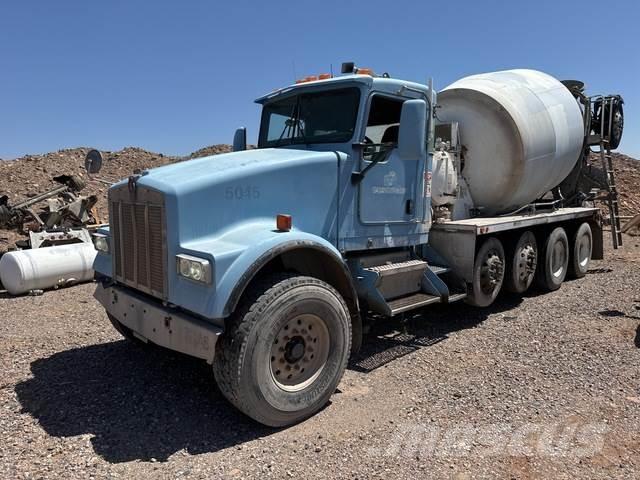 Kenworth W900 Inne