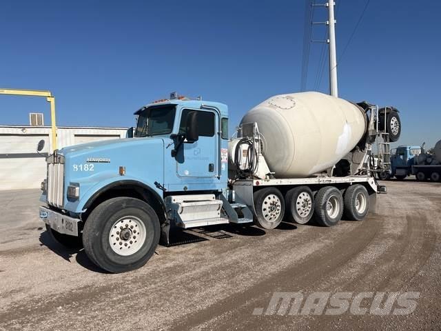 Kenworth W900 Inne