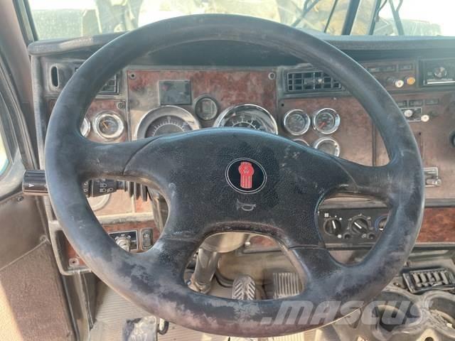 Kenworth W900 Inne