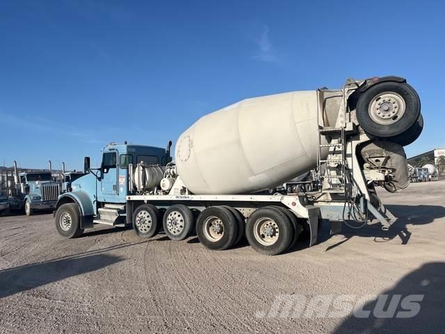 Kenworth W900 Inne