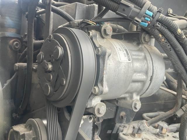 Kenworth W900 Inne