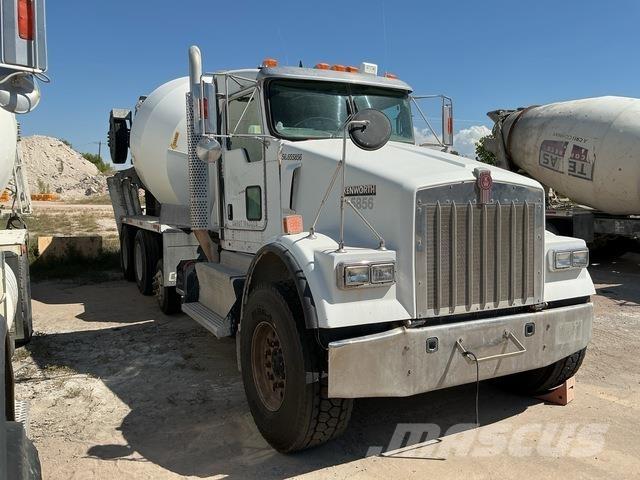 Kenworth W900 Inne