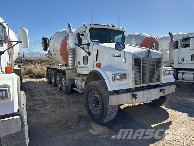 Kenworth W900 Inne