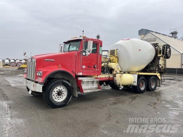 Kenworth W900B Inne