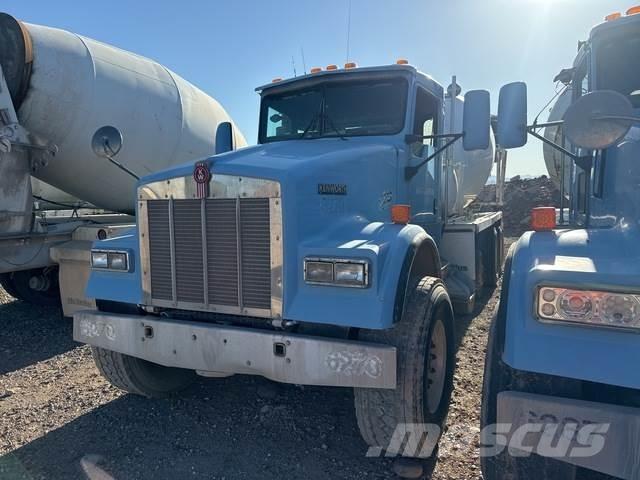Kenworth W900B Inne