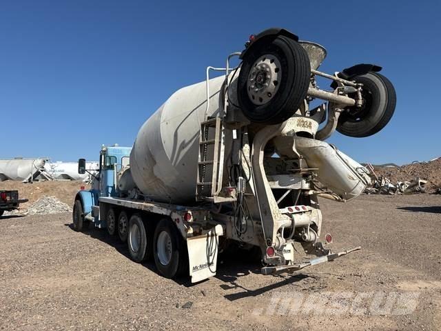 Kenworth W900B Inne