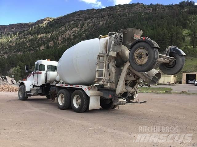 Kenworth W900B Inne