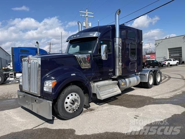 Kenworth W990 Ciągniki siodłowe