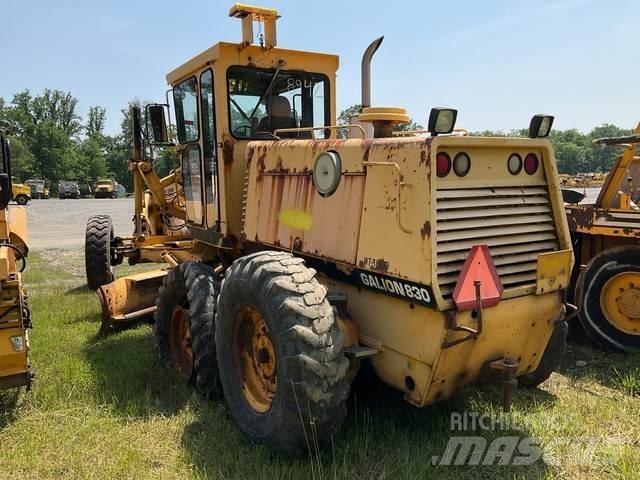 Komatsu 830B Równiarki