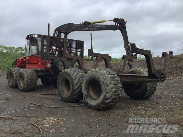 Komatsu 895 Forwardery