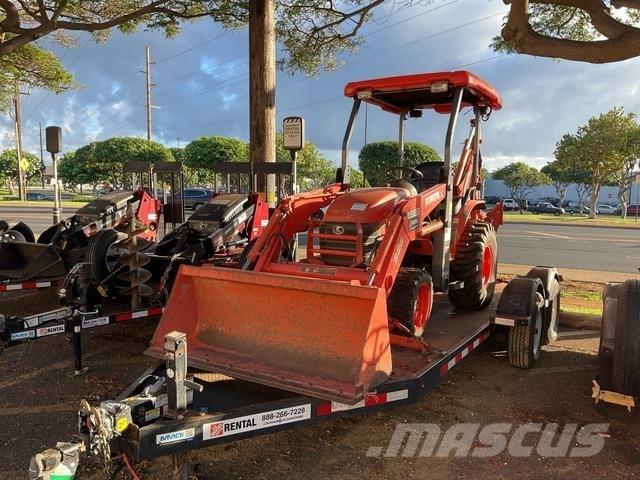 Kubota B26TLB Koparko-ładowarki