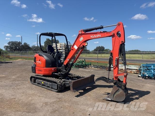 Kubota KX033-4 Koparki gąsienicowe