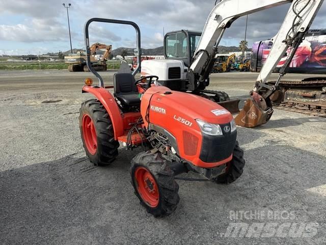 Kubota L2501D Mikrociągniki