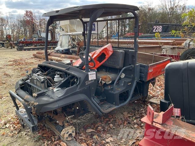 Kubota RTV-900 Maszyny komunalne
