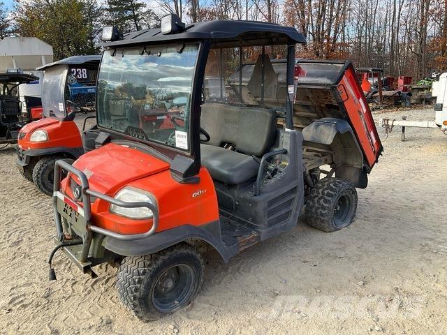 Kubota RTV900 Maszyny komunalne