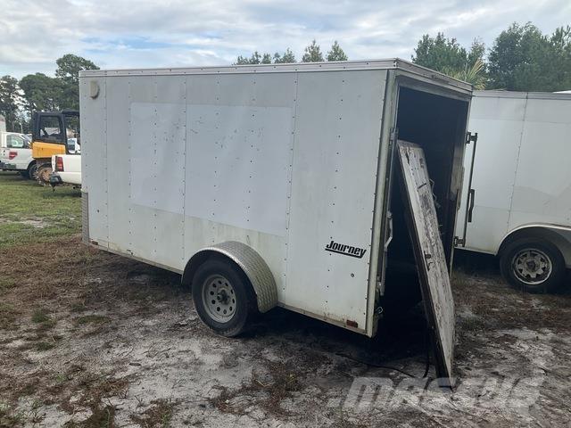  LGS Przyczepy ze skrzynią zamkniętą