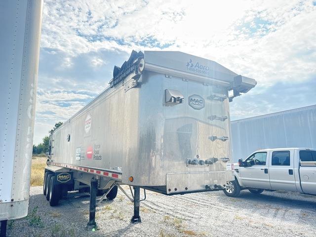 MAC  Naczepy z ruchomą podłogą