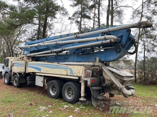 Mack 47M Samojezdne pompy do betonu