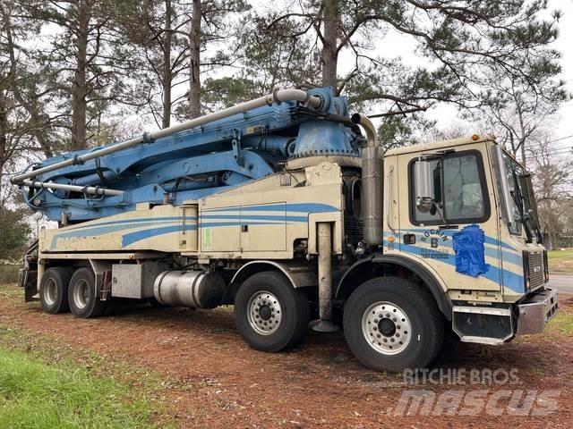 Mack 47M Samojezdne pompy do betonu