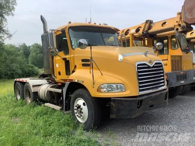 Mack 600 Ciągniki siodłowe