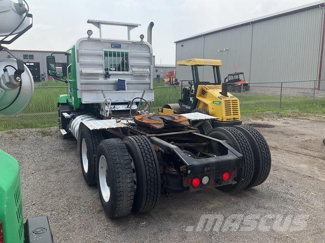 Mack AN64T Ciągniki siodłowe