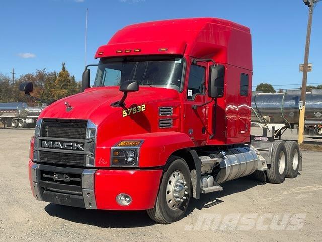 Mack AN64T Ciągniki siodłowe