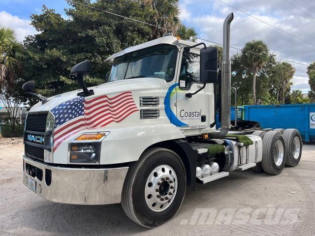 Mack AN64T Ciągniki siodłowe