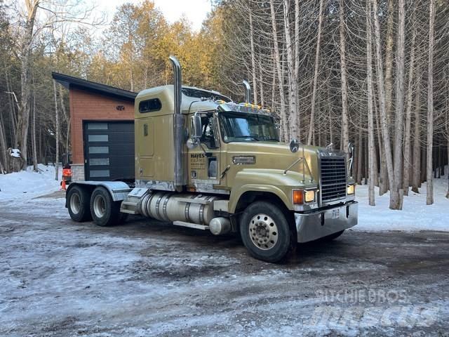 Mack CHN613 Ciągniki siodłowe
