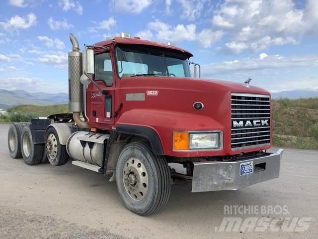 Mack CL733 Ciągniki siodłowe