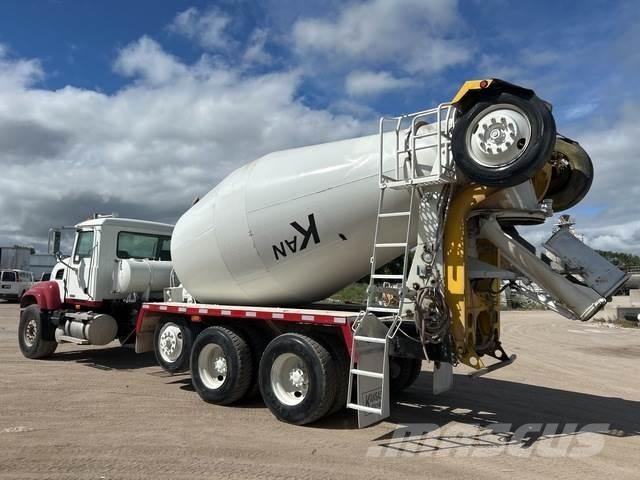 Mack CV513 Inne