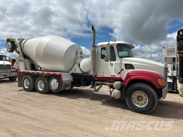 Mack CV513 Inne