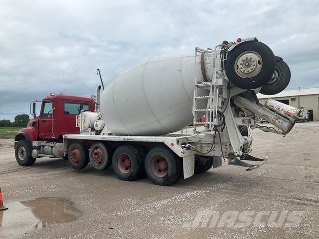 Mack CV513 Inne