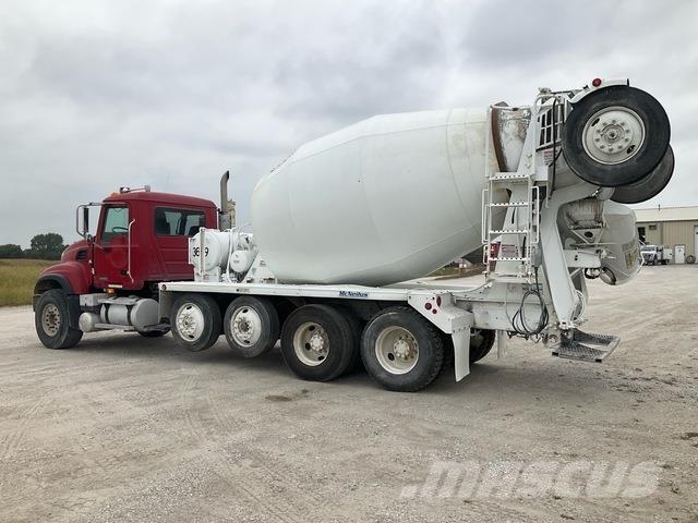 Mack CV513 Inne