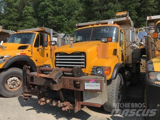 Mack CV700 Wywrotki