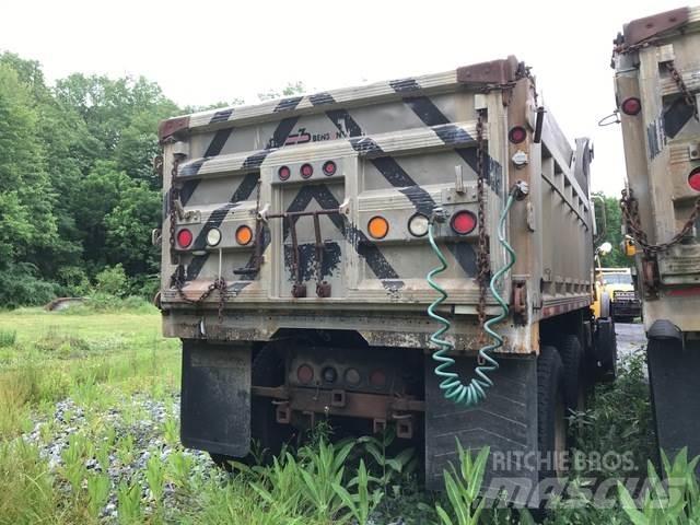 Mack CV700 Wywrotki