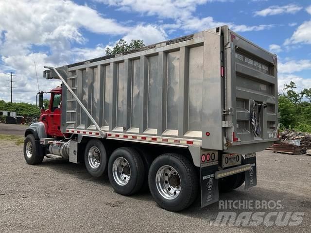 Mack CV713 Wywrotki