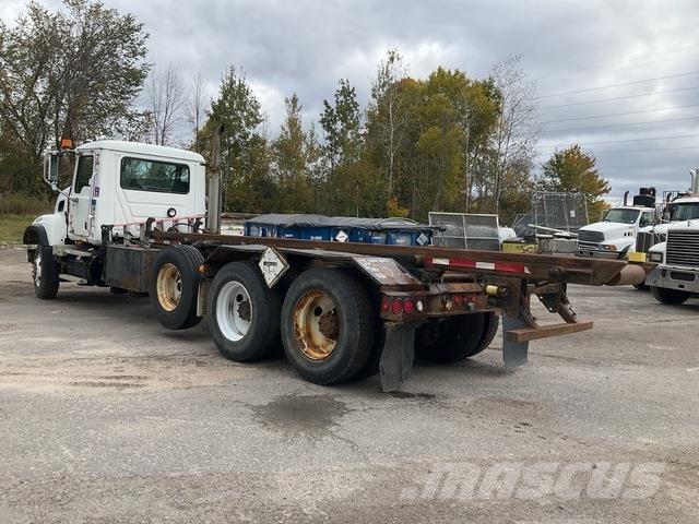 Mack CV713 Bramowce