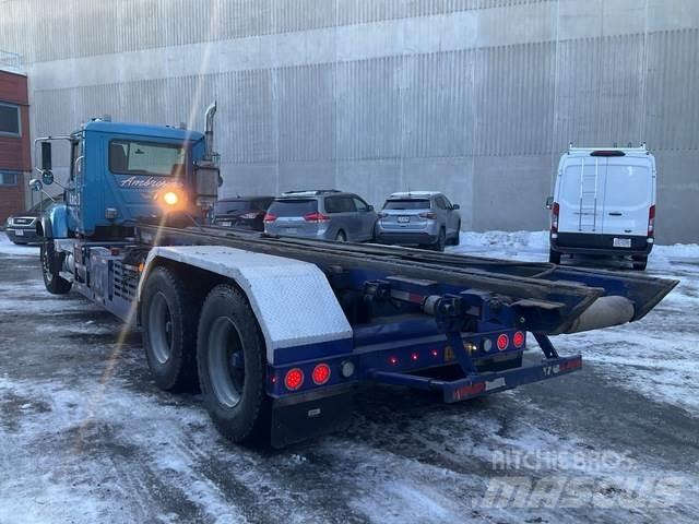 Mack CV713 Bramowce