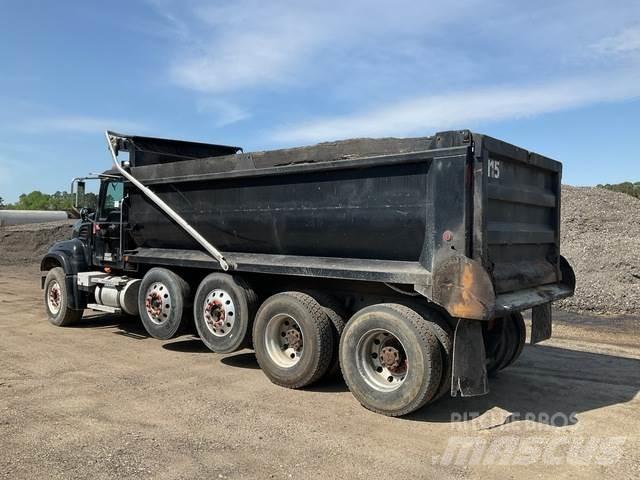 Mack CV713 Wywrotki