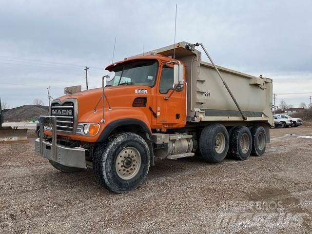 Mack CV713 Wywrotki