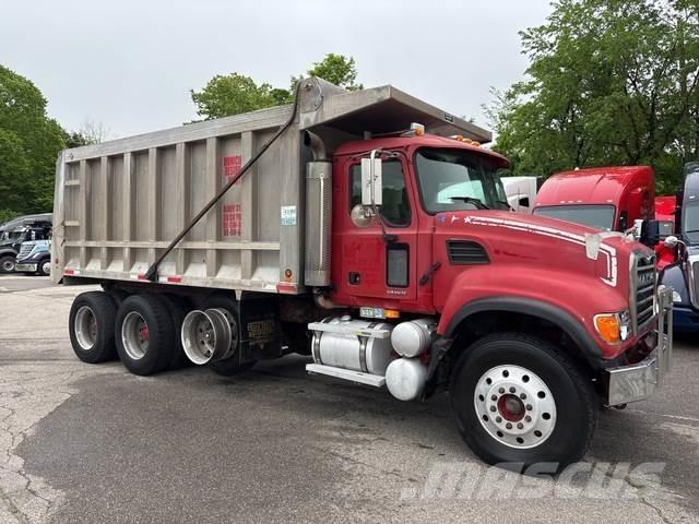 Mack CV713 Wywrotki