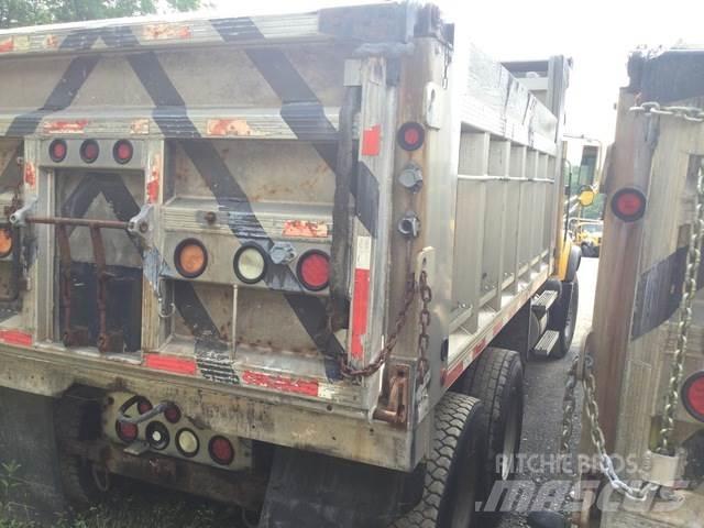 Mack CV713 Wywrotki