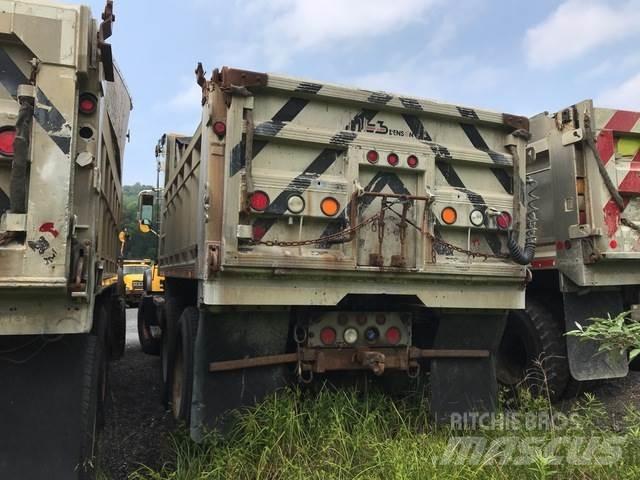 Mack CV713 Wywrotki