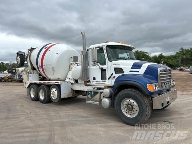 Mack CV713 Inne
