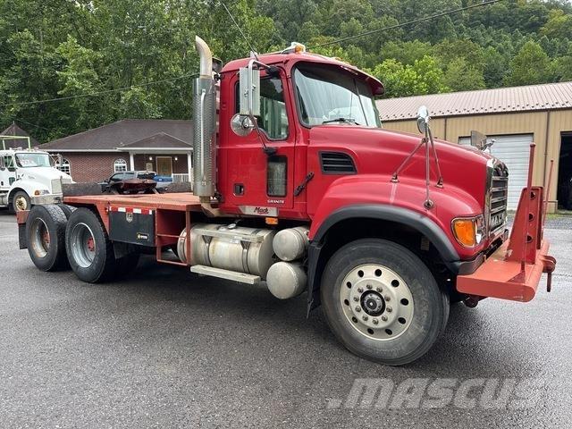 Mack CV713 Ciągniki siodłowe