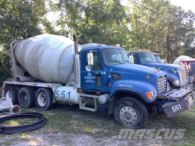 Mack CV713 Wywrotki
