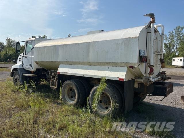 Mack CXN612 Polewaczki
