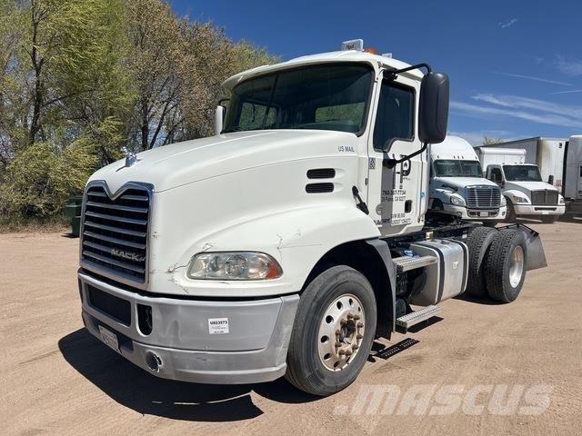 Mack CXU612 Ciągniki siodłowe