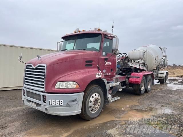 Mack CXU613 Ciągniki siodłowe