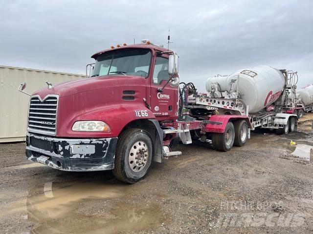 Mack CXU613 Ciągniki siodłowe
